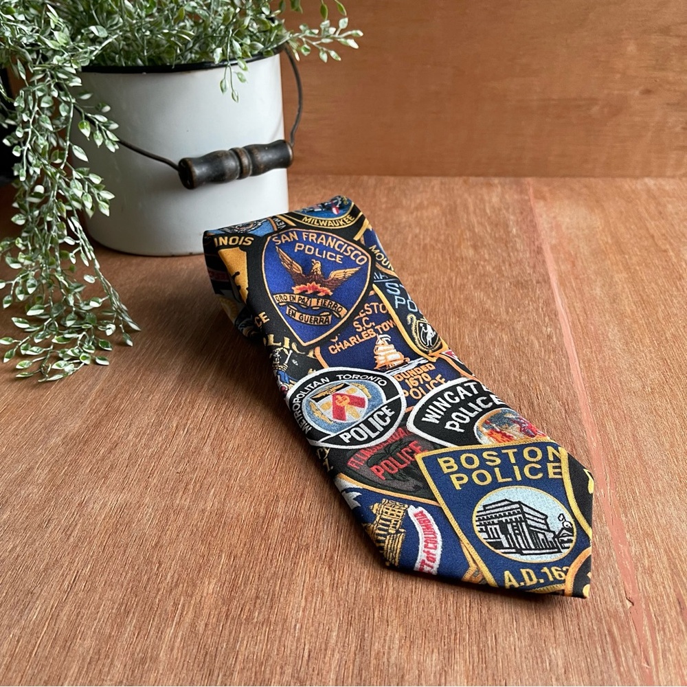Ralph Marlin vintage police patches tie office mens business casual patrol‎ work